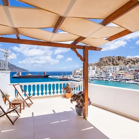 Mimis & Connie 2 Apartment