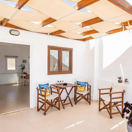 Apartment Mimis & Connie 2 *