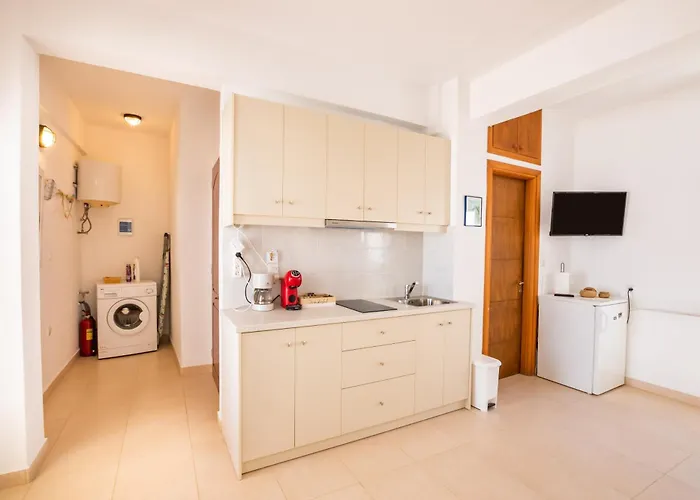 Mimis & Connie 2 * Κάρπαθος