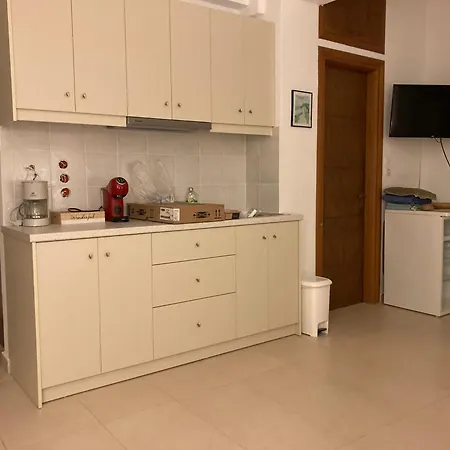 דירה Mimis & Connie 2