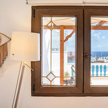 Mimis & Connie 2 * Karpathos Town (Pigadia)